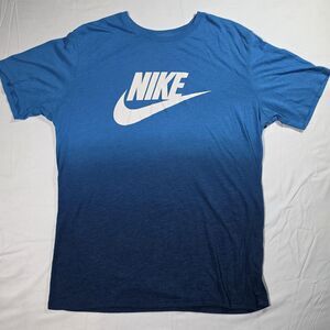 Nike Shirt Mens Medium Blue Ombre The Nike Tee Tri-Blend Swoosh Logo Athletic